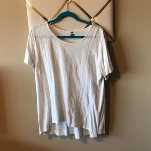 White short sleeve flowy blouse